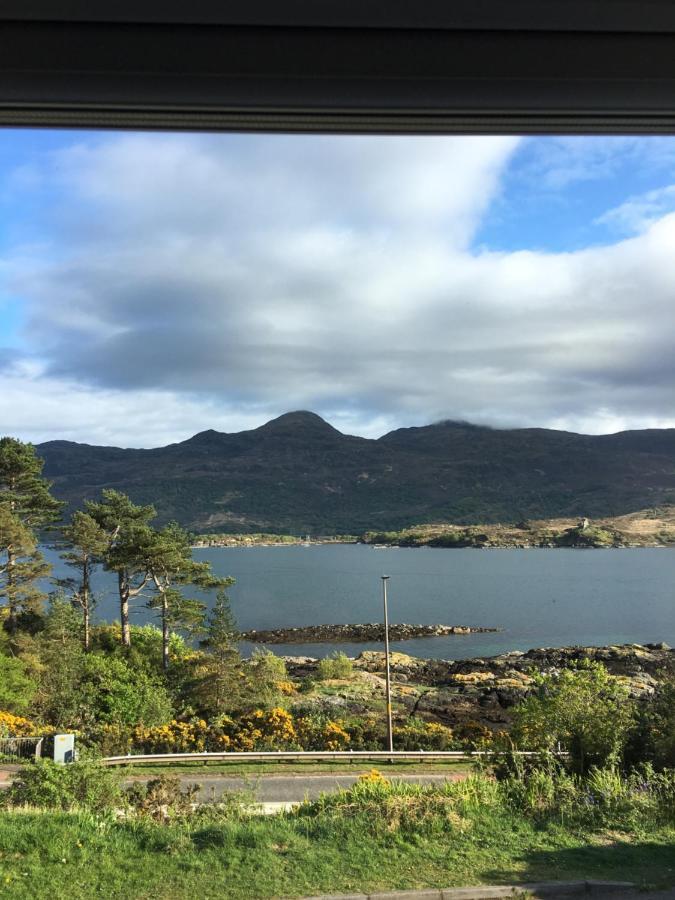 Lochalsh View, Kyle, 1 Mile To Skye Apartment Kyle of Lochalsh Bagian luar foto